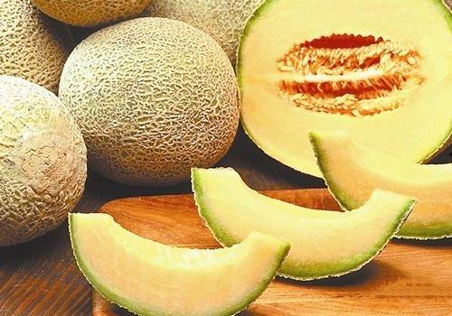 早餐吃哈密瓜葡萄,哈密瓜葡萄早餐新体验